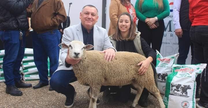 Lanzamiento del Proyecto Ñeembucú Produce.