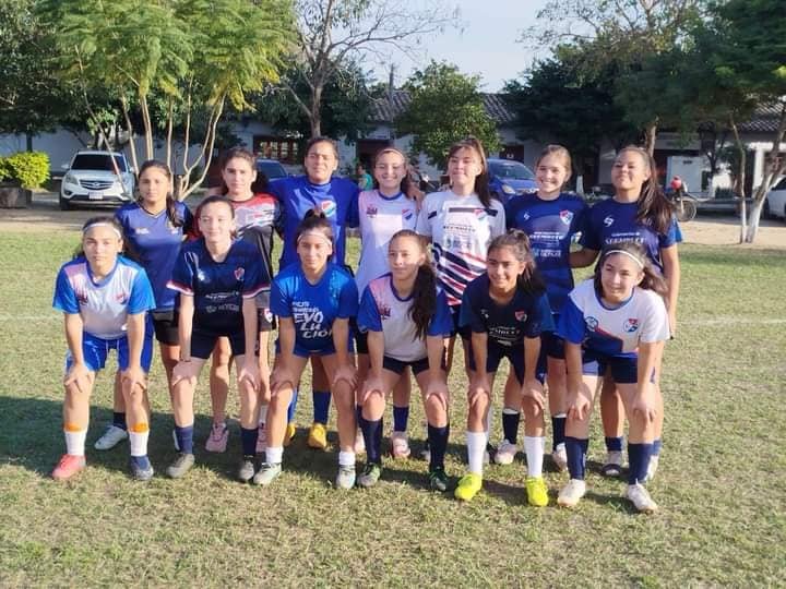 Selección Estudiantil Ñeembucú Femenino de Fútbol se prepara para la 6ta. Edición de la Fiesta CONMEBOL Evolución.